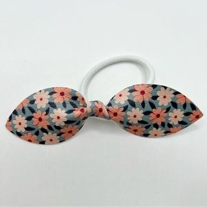 🌺Floral ponytail bow, lightweight, handmade, vegan leather